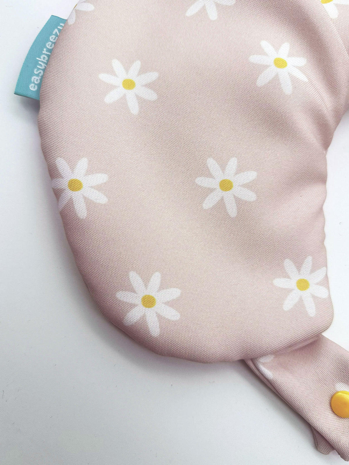 almofada de viagem para encher com roupa em viagens low cost