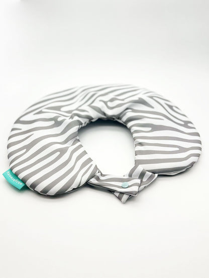 almofada de viagem, onde podes colocar a roupa e com tecido impermeável